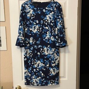 Women’s Donna Morgan size 8 Dress